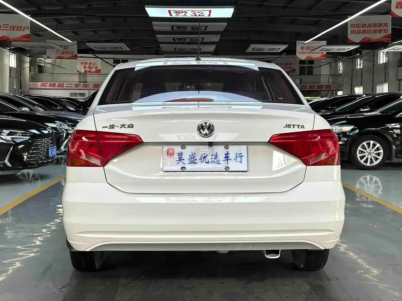 Jetta 2017 1.4L Manual Fashion Edition — миниатюра 6