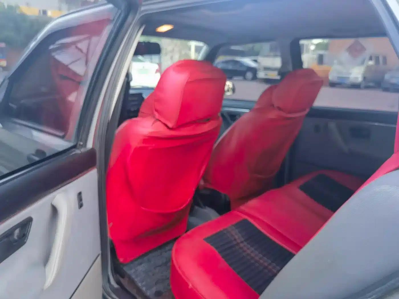 Jetta 2012 1.6L Classic Edition — миниатюра 8