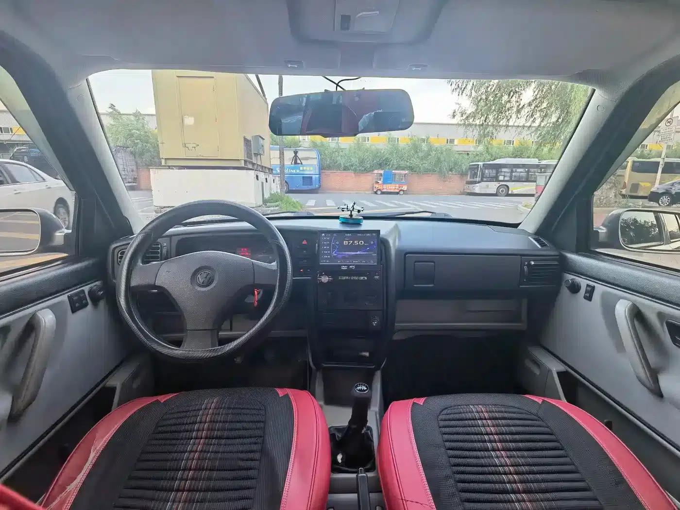 Jetta 2012 1.6L Classic Edition — миниатюра 9