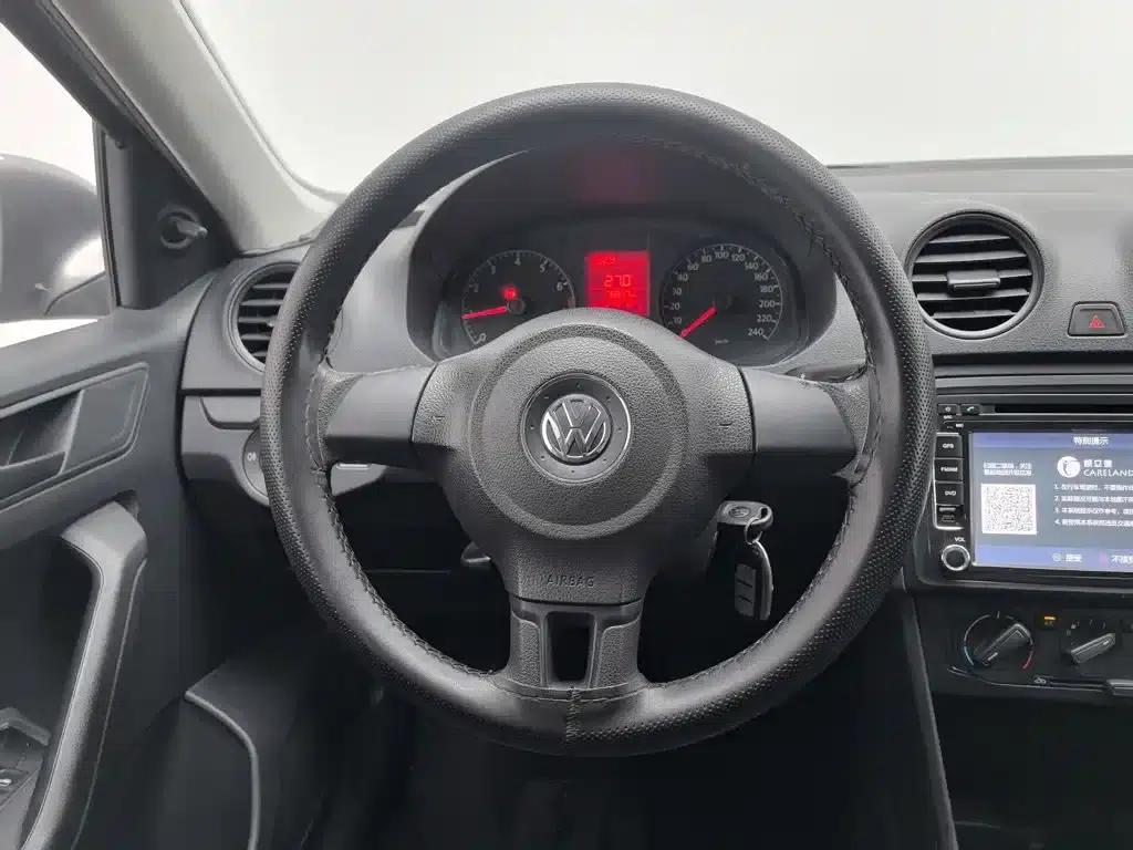 Jetta 2013 1.4L Manual Fashion Edition — миниатюра 11