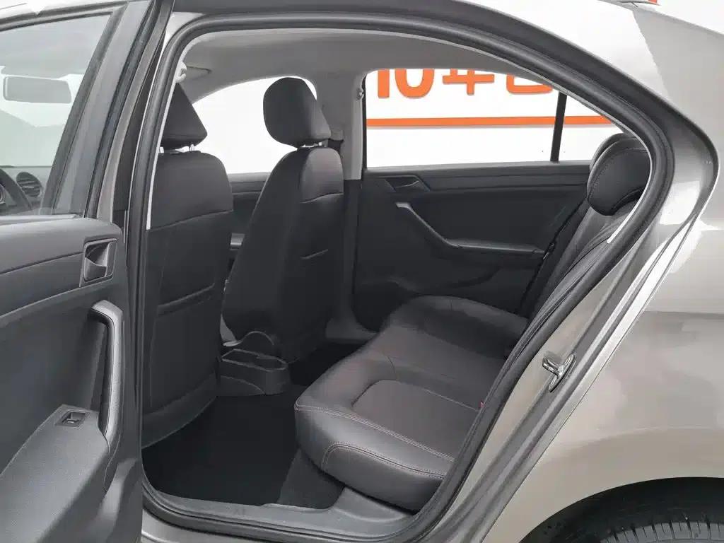 Jetta 2013 1.4L Manual Fashion Edition — миниатюра 15