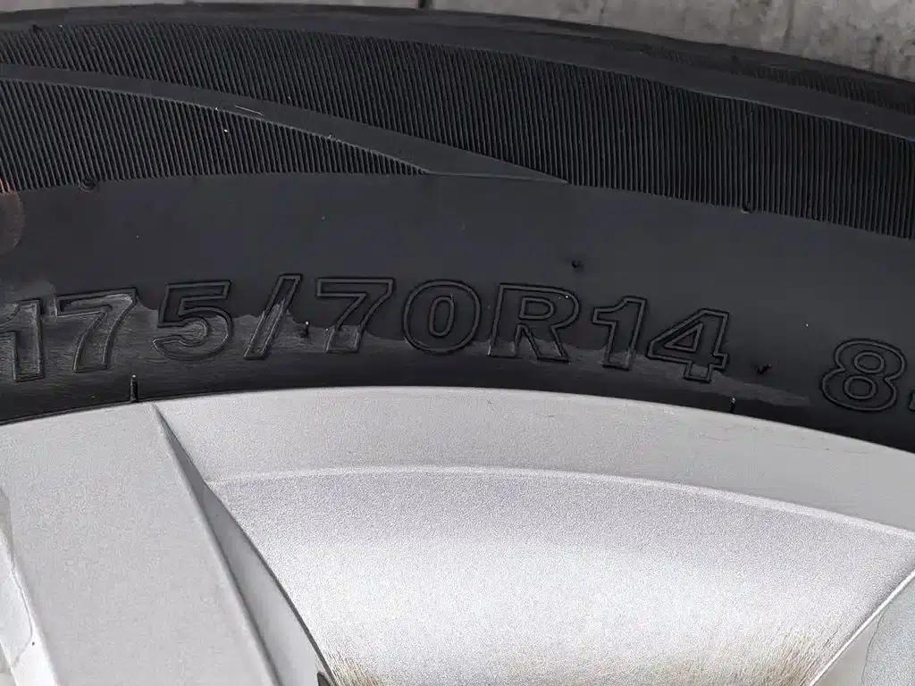 Jetta 2013 1.4L Manual Fashion Edition — миниатюра 24