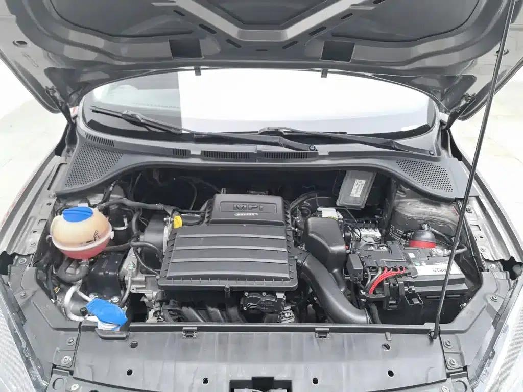 Jetta 2013 1.4L Manual Fashion Edition — миниатюра 6