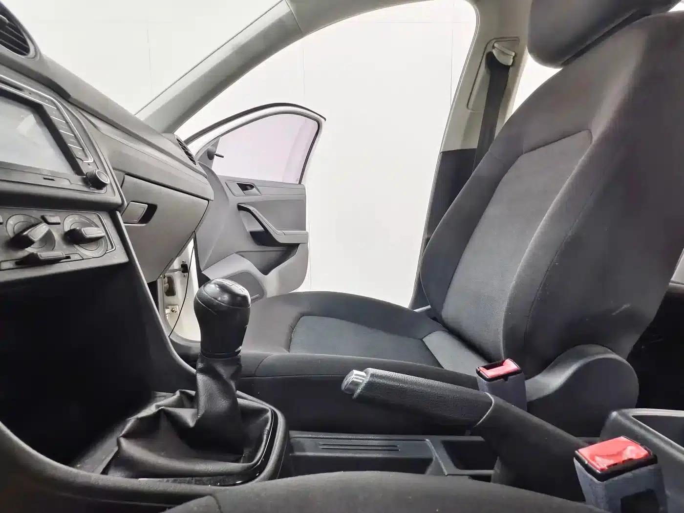 Jetta 2013 1.4L Manual Fashion Edition — миниатюра 11