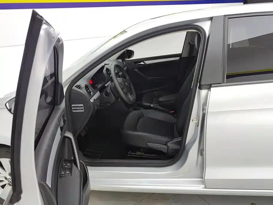 Jetta 2015 Value Edition 1.6L Automatic Comfort Model — миниатюра 9