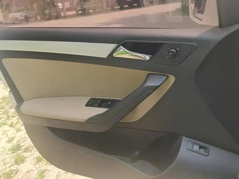 Jetta 2015 1.6L Manual Comfort Model — миниатюра 6