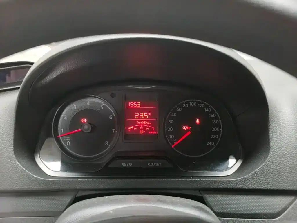 Jetta 2017 1.4L Manual Fashion Edition — миниатюра 12