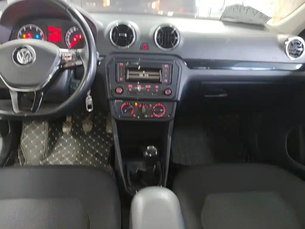 Jetta 2017 1.4L Manual Fashion Edition — миниатюра 13