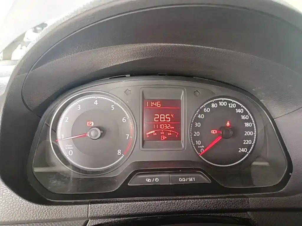 Jetta 2017 1.5L Manual Fashion Edition — миниатюра 12