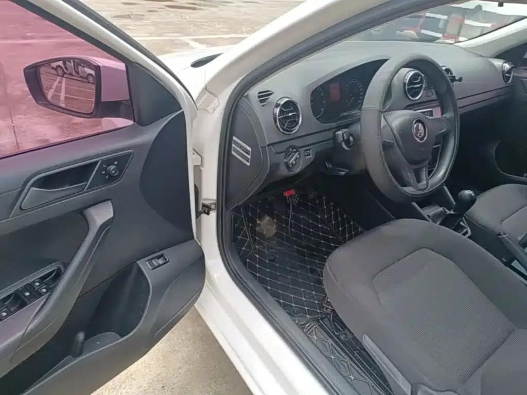 Jetta 2017 1.5L Manual Fashion Edition — миниатюра 16