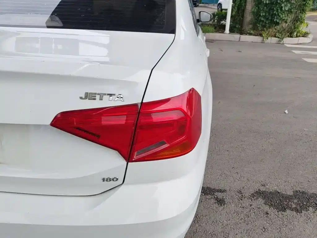 Jetta 2019 Dream Edition 1.5L Manual Fashion Model — миниатюра 24