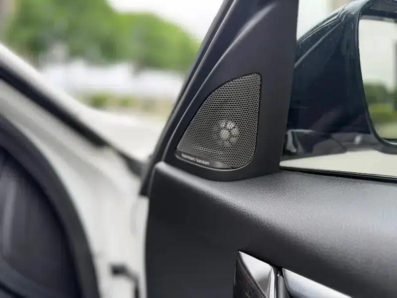 2018 BMW 3 Series 320Li M Sport Shadow Edition — миниатюра 7