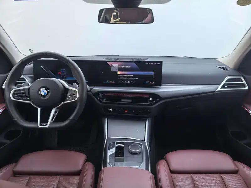 2025 BMW 3 Series 325i M Sport Package — миниатюра 12