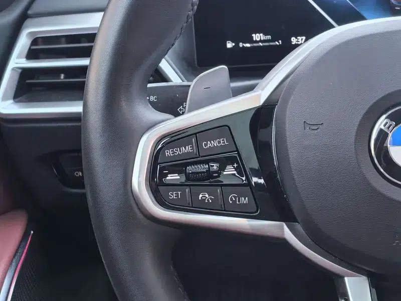 2025 BMW 3 Series 325i M Sport Package — миниатюра 15