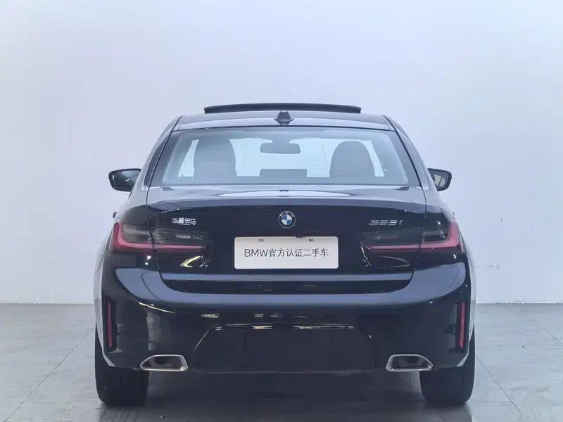 2025 BMW 3 Series 325i M Sport Package — миниатюра 4