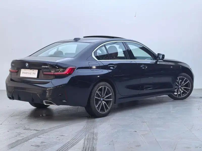 2025 BMW 3 Series 325i M Sport Package — миниатюра 5