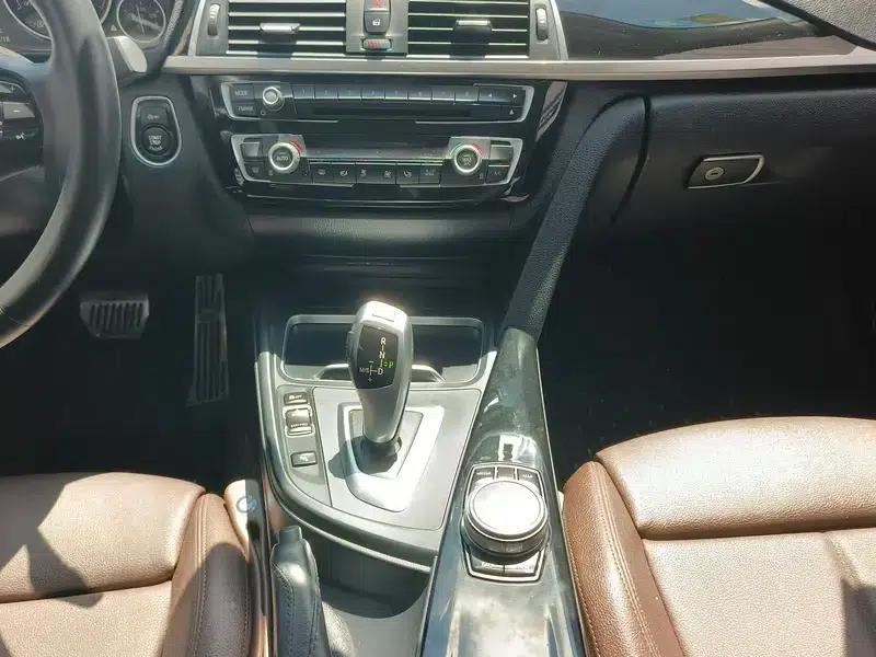 BMW 3 Series 2019 320Li Fashion Edition — миниатюра 15
