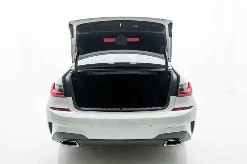 2022 BMW 3 Series 325Li M Sport Package — миниатюра 20