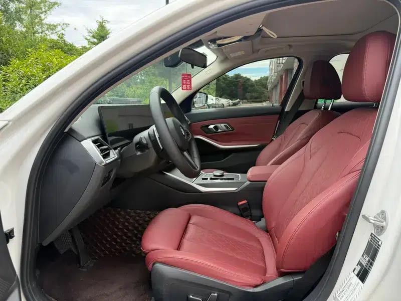 2023 BMW 3 Series 320i M Sport Package — миниатюра 8