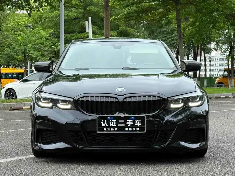 2022 BMW 3 Series 330i M Sport Shadow Edition — миниатюра 2