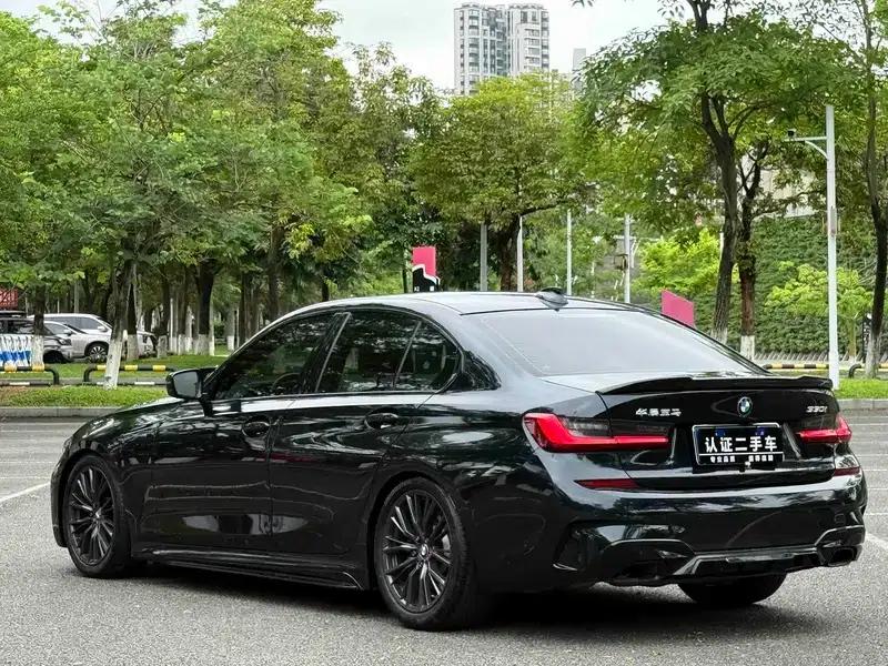 2022 BMW 3 Series 330i M Sport Shadow Edition — миниатюра 4