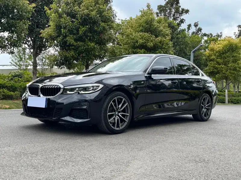2022 BMW 3 Series 320Li M Sport Package — миниатюра 1