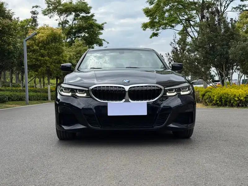 2022 BMW 3 Series 320Li M Sport Package — миниатюра 2