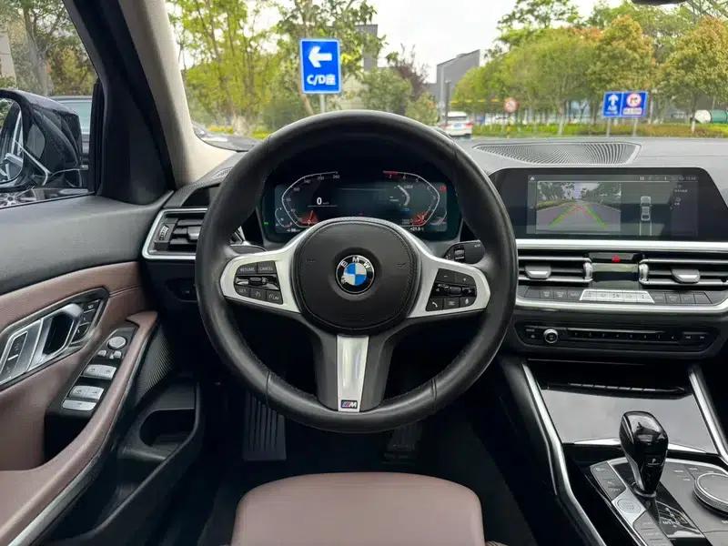 2022 BMW 3 Series 320Li M Sport Package — миниатюра 22