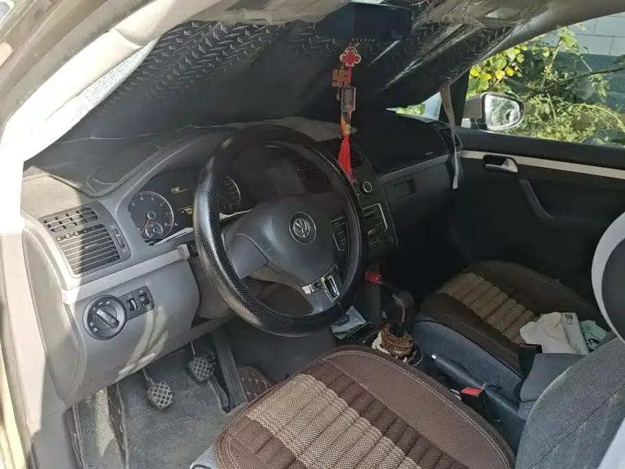 Touran 2015 1.4T Manual Fashion Edition 5-seater — миниатюра 12