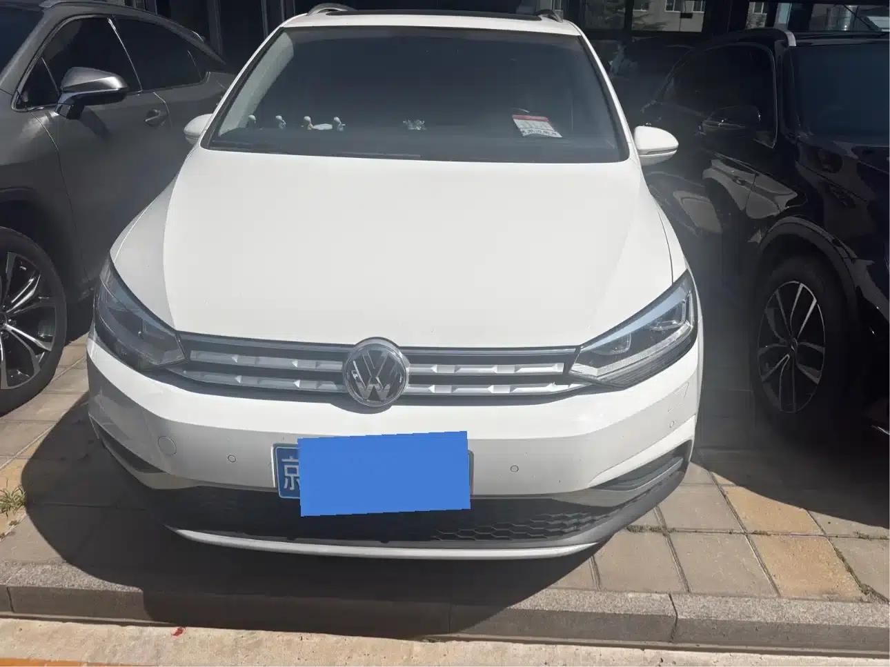 2021 Touran L 280TSI DSG Cross Edition 6-seater — миниатюра 2