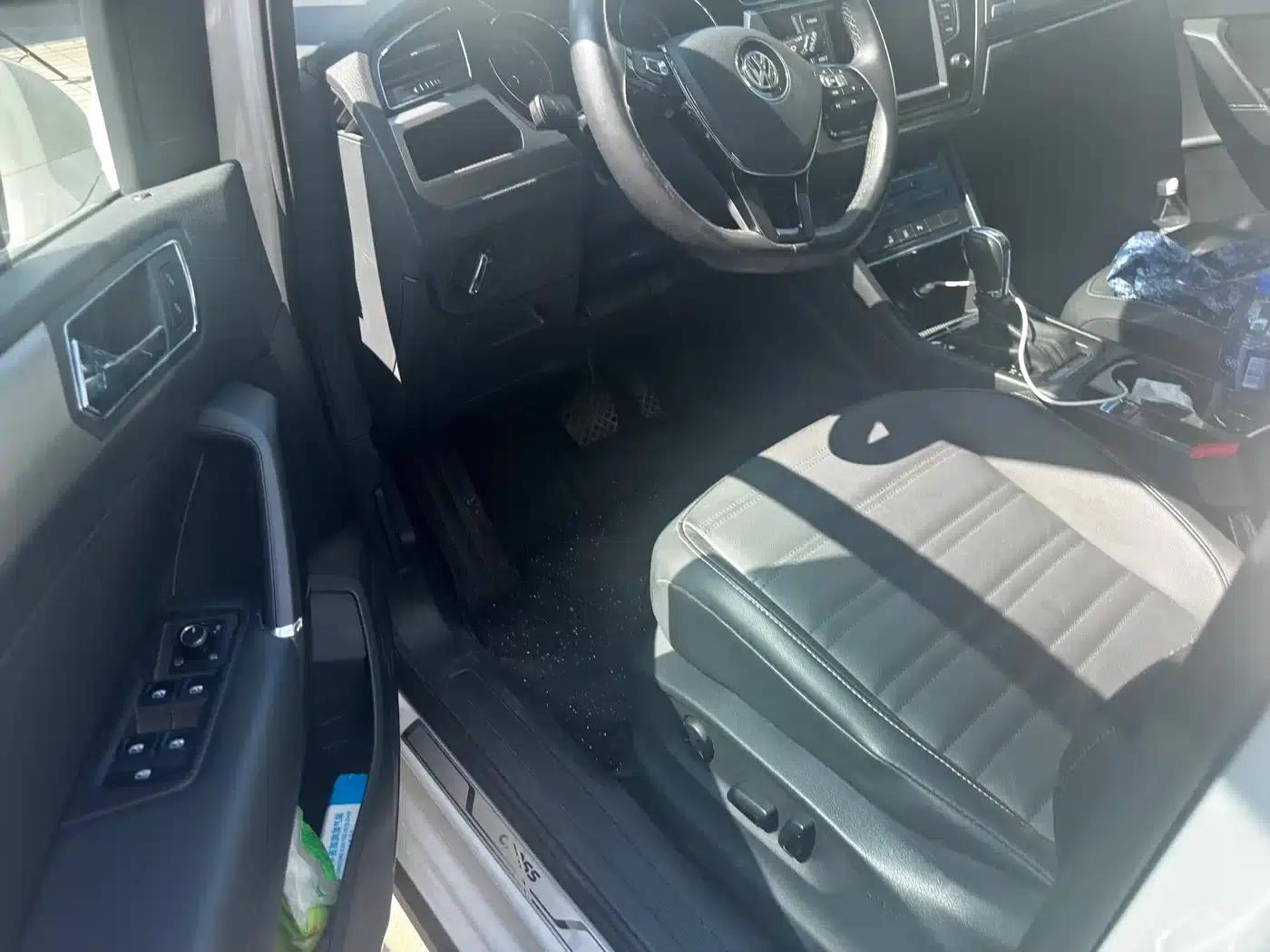 2021 Touran L 280TSI DSG Cross Edition 6-seater — миниатюра 8