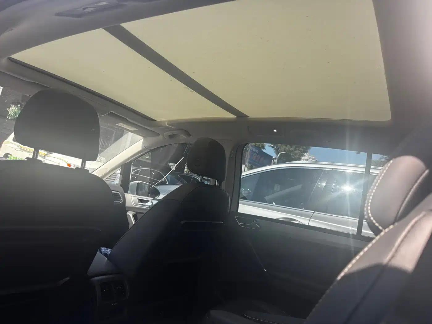 2021 Touran L 280TSI DSG Cross Edition 6-seater — миниатюра 9