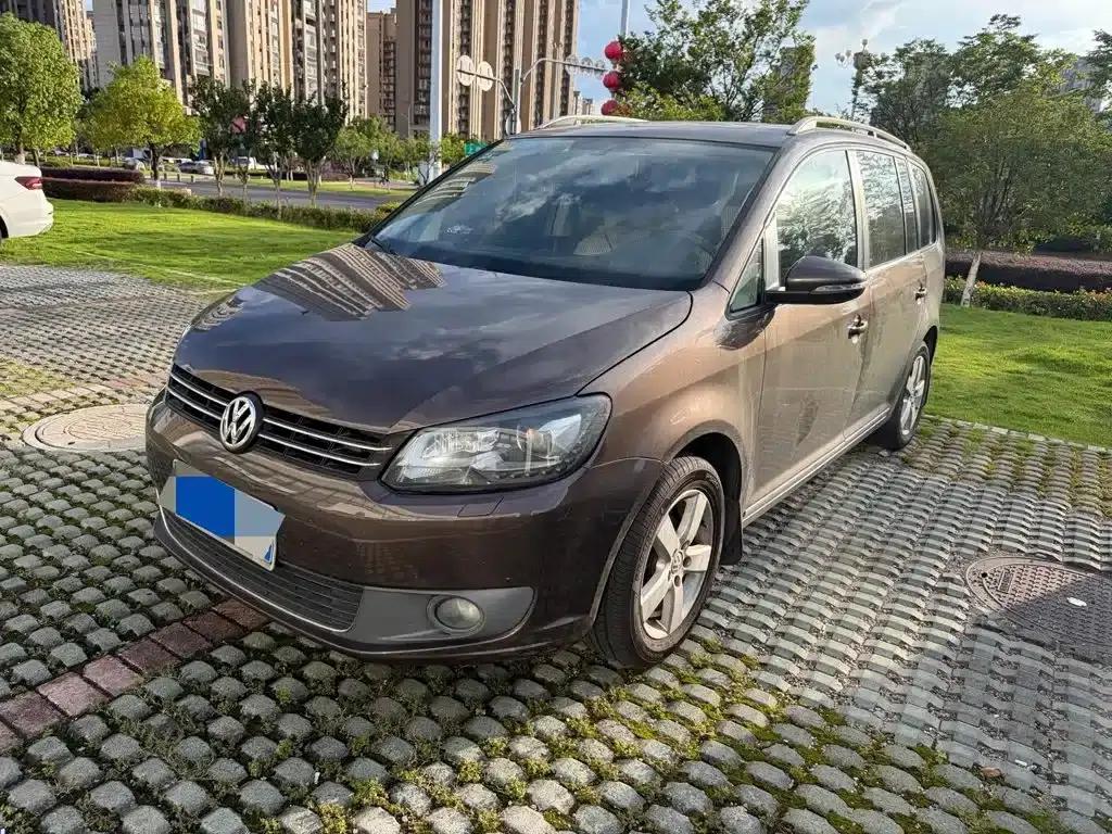 2013 Touran 1.4T DSG Comfort Edition 5-seater — миниатюра 1
