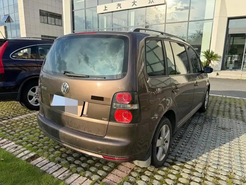2013 Touran 1.4T DSG Comfort Edition 5-seater — миниатюра 2