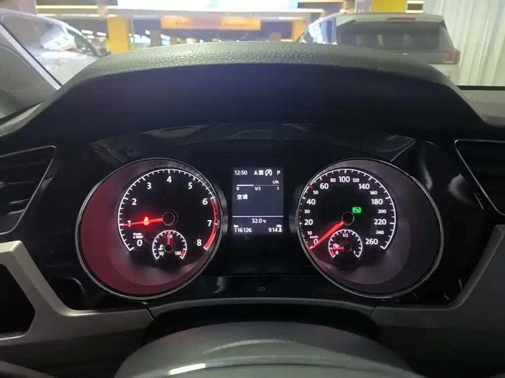 2018 Touran L 280TSI DSG Cross Edition 7-seater National V emission standard — миниатюра 12