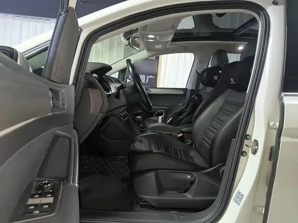 2018 Touran L 280TSI DSG Cross Edition 7-seater National V emission standard — миниатюра 16