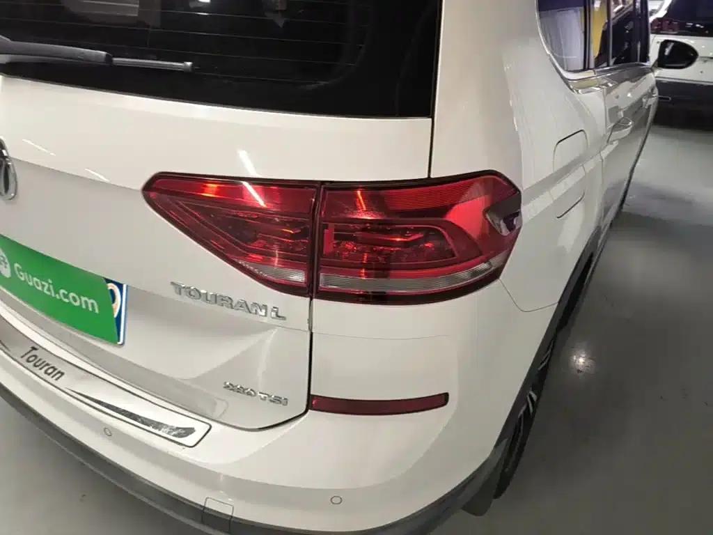 2018 Touran L 280TSI DSG Cross Edition 7-seater National V emission standard — миниатюра 8