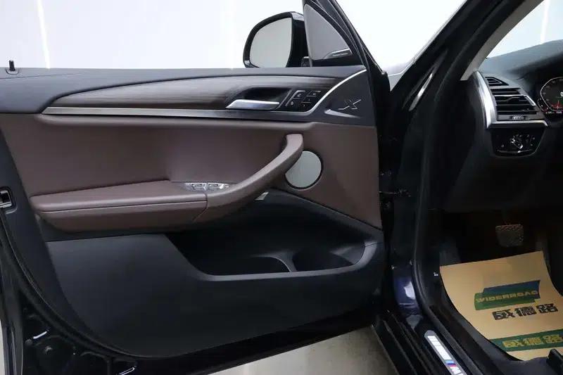 BMW X3 2023 xDrive30i Luxury M Sport Package — миниатюра 12