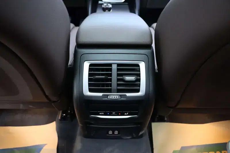 BMW X3 2023 xDrive30i Luxury M Sport Package — миниатюра 14