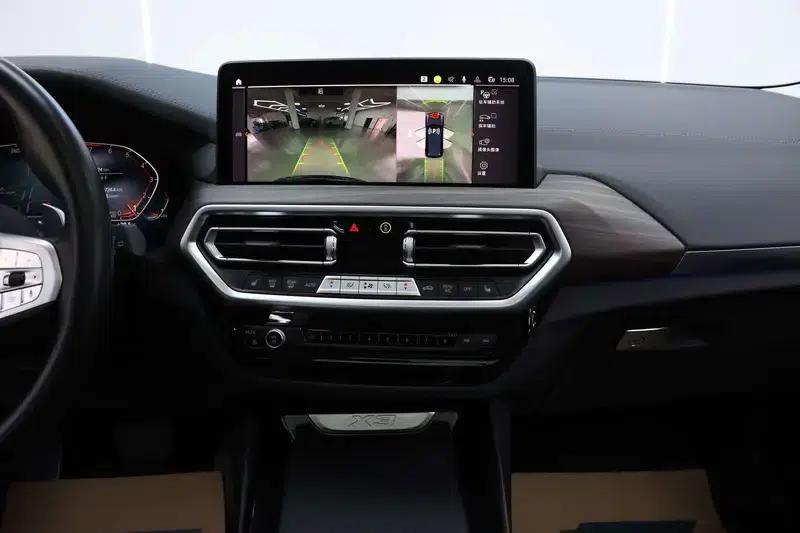 BMW X3 2023 xDrive30i Luxury M Sport Package — миниатюра 18