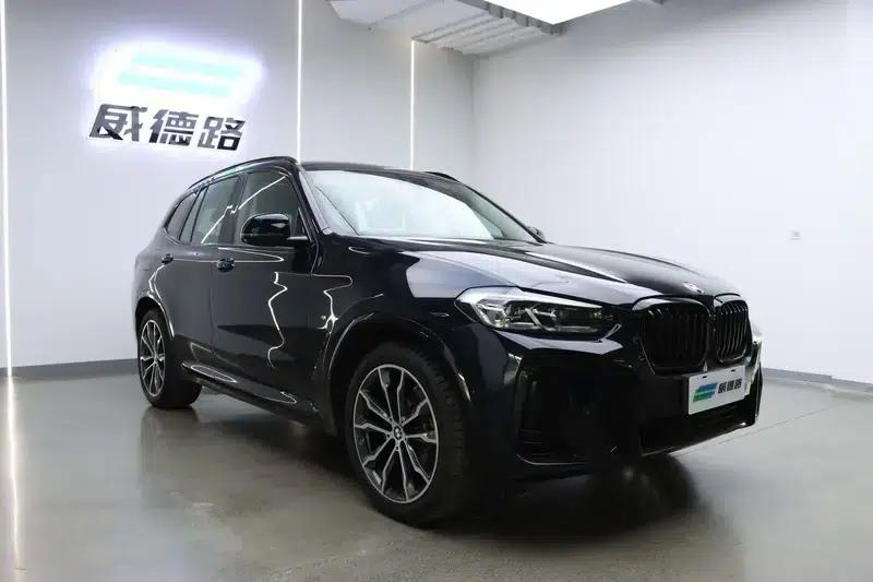 BMW X3 2023 xDrive30i Luxury M Sport Package — миниатюра 3
