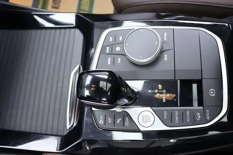 BMW X3 2023 xDrive30i Luxury M Sport Package — миниатюра 21
