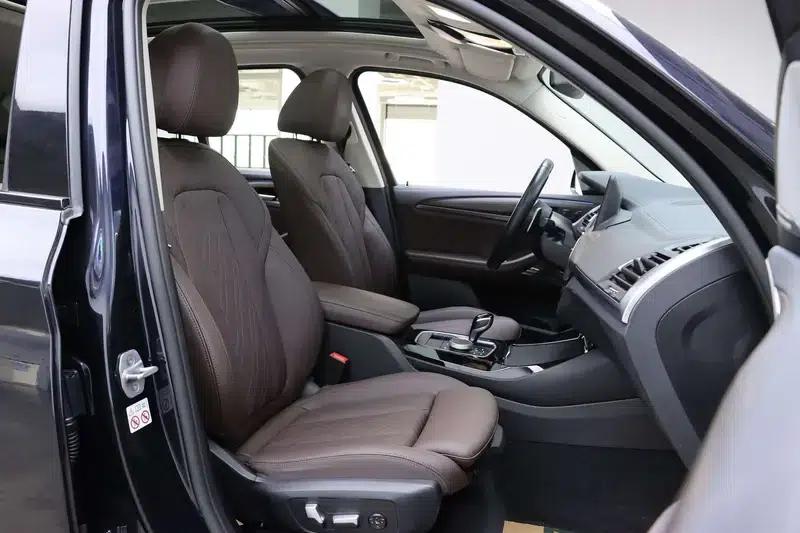 BMW X3 2023 xDrive30i Luxury M Sport Package — миниатюра 26