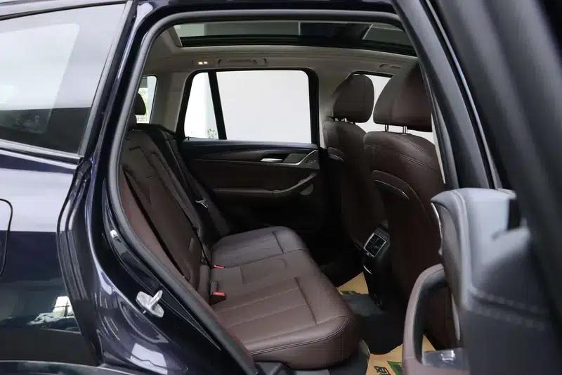 BMW X3 2023 xDrive30i Luxury M Sport Package — миниатюра 27