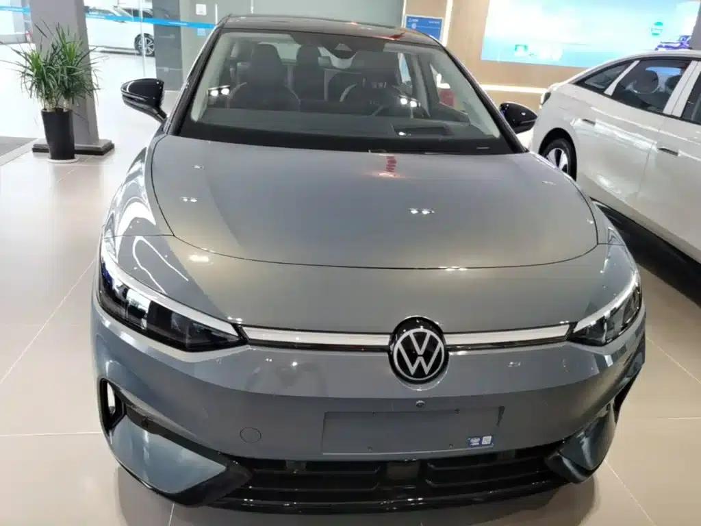 Volkswagen ID.7 VIZZION 2024 First Edition — миниатюра 3