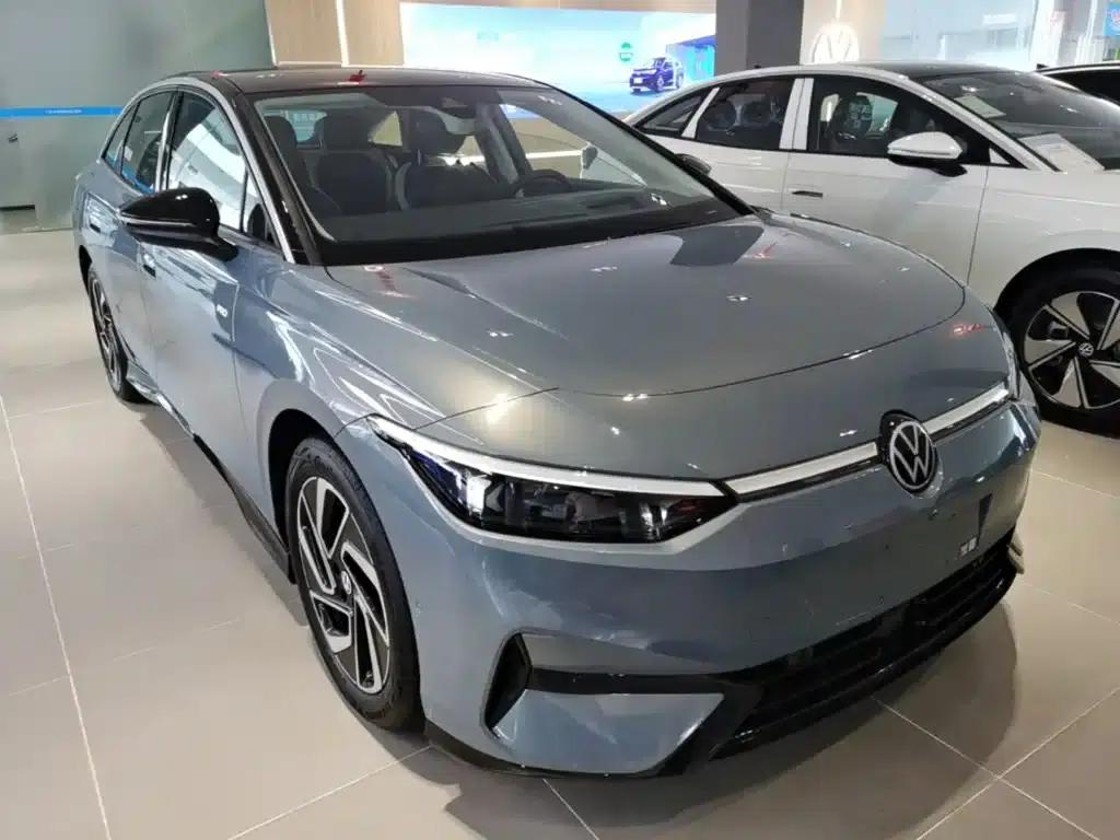 Volkswagen ID.7 VIZZION 2024 First Edition — миниатюра 4