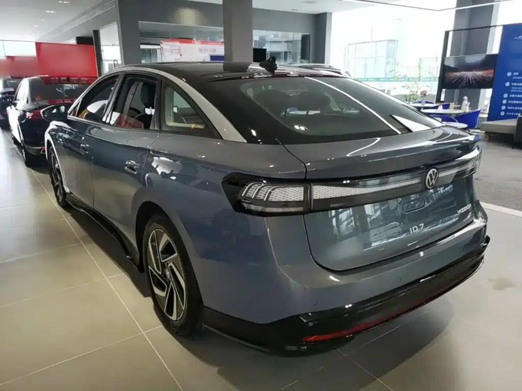 Volkswagen ID.7 VIZZION 2024 First Edition — миниатюра 5