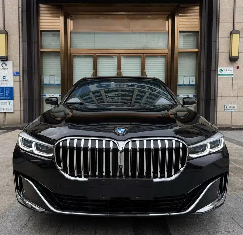 2018 BMW 7 Series 730Li Leading Edition M Sport Package — миниатюра 2