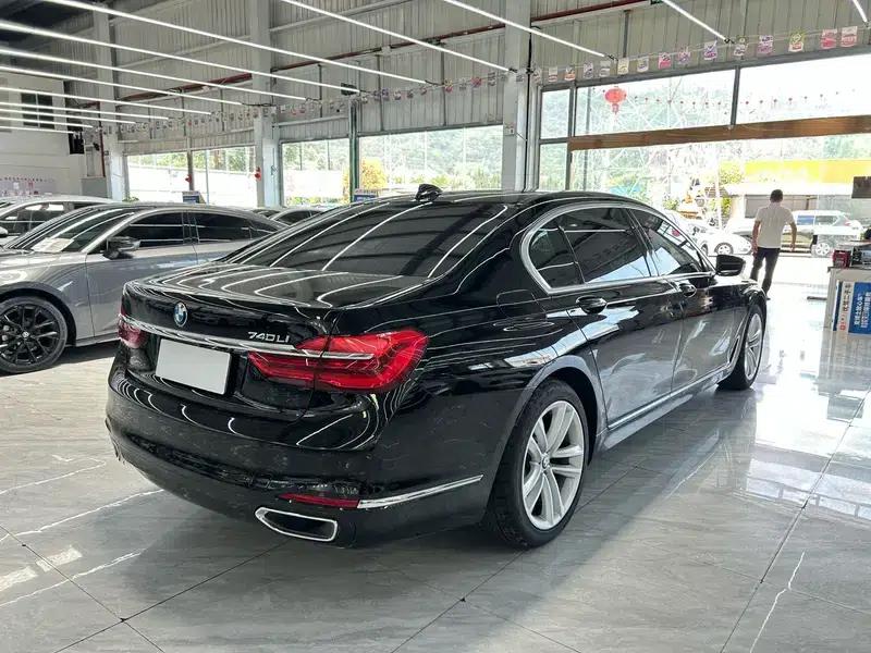 2017 BMW 7 Series 730Li Luxury — миниатюра 6