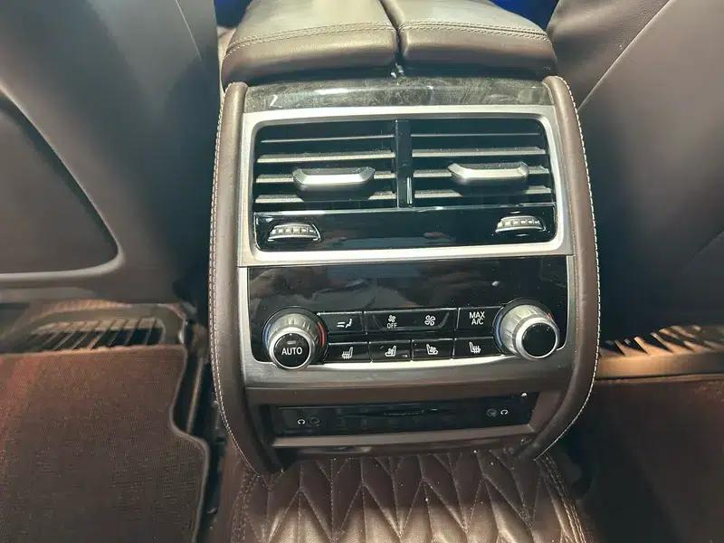 2017 BMW 7 Series 730Li Luxury — миниатюра 7